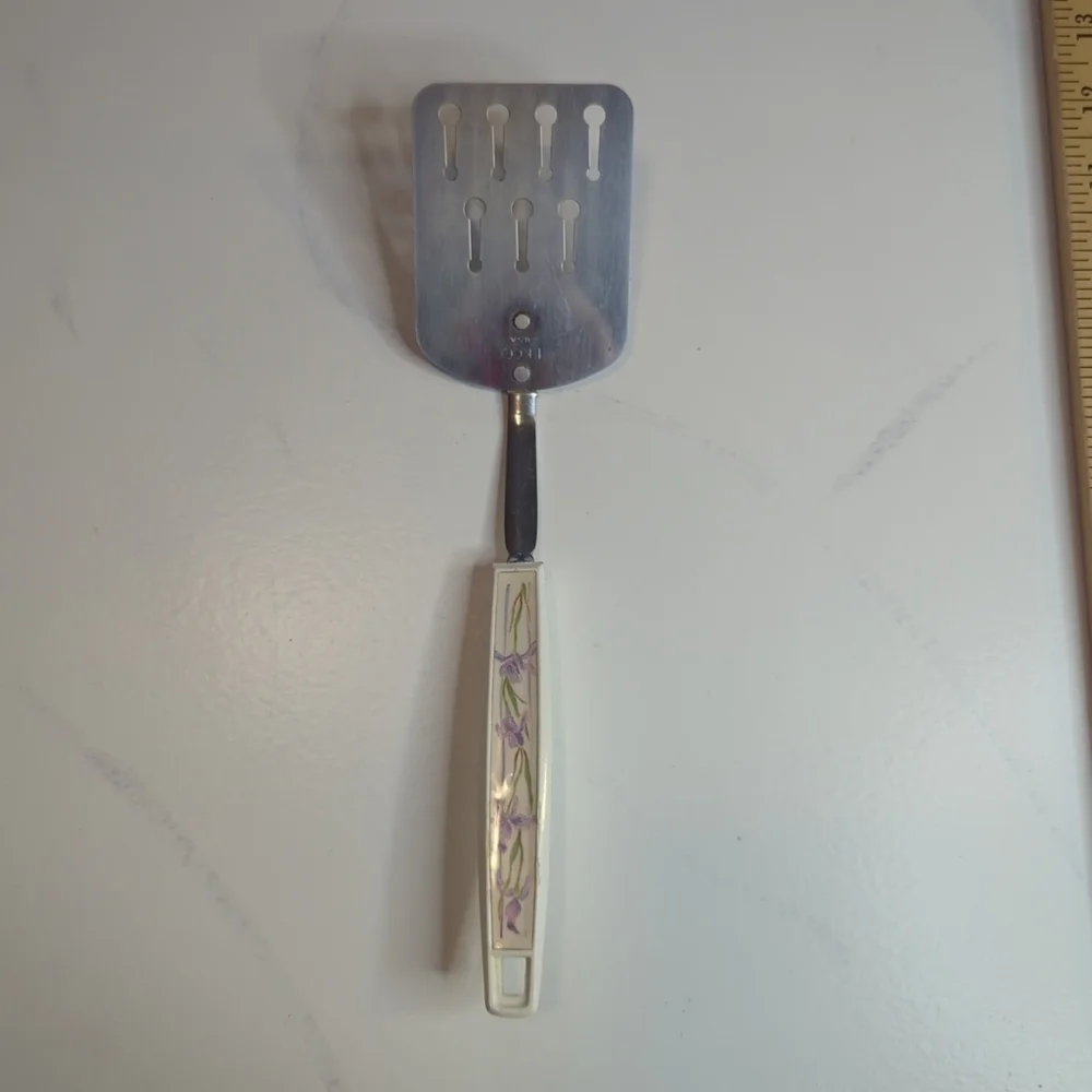 Vintage Ekco Corelle Shadow Iris Nylon Keyhole Slotted Spatula Plastic Handle